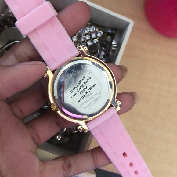 Watch - Picture 2 of 2